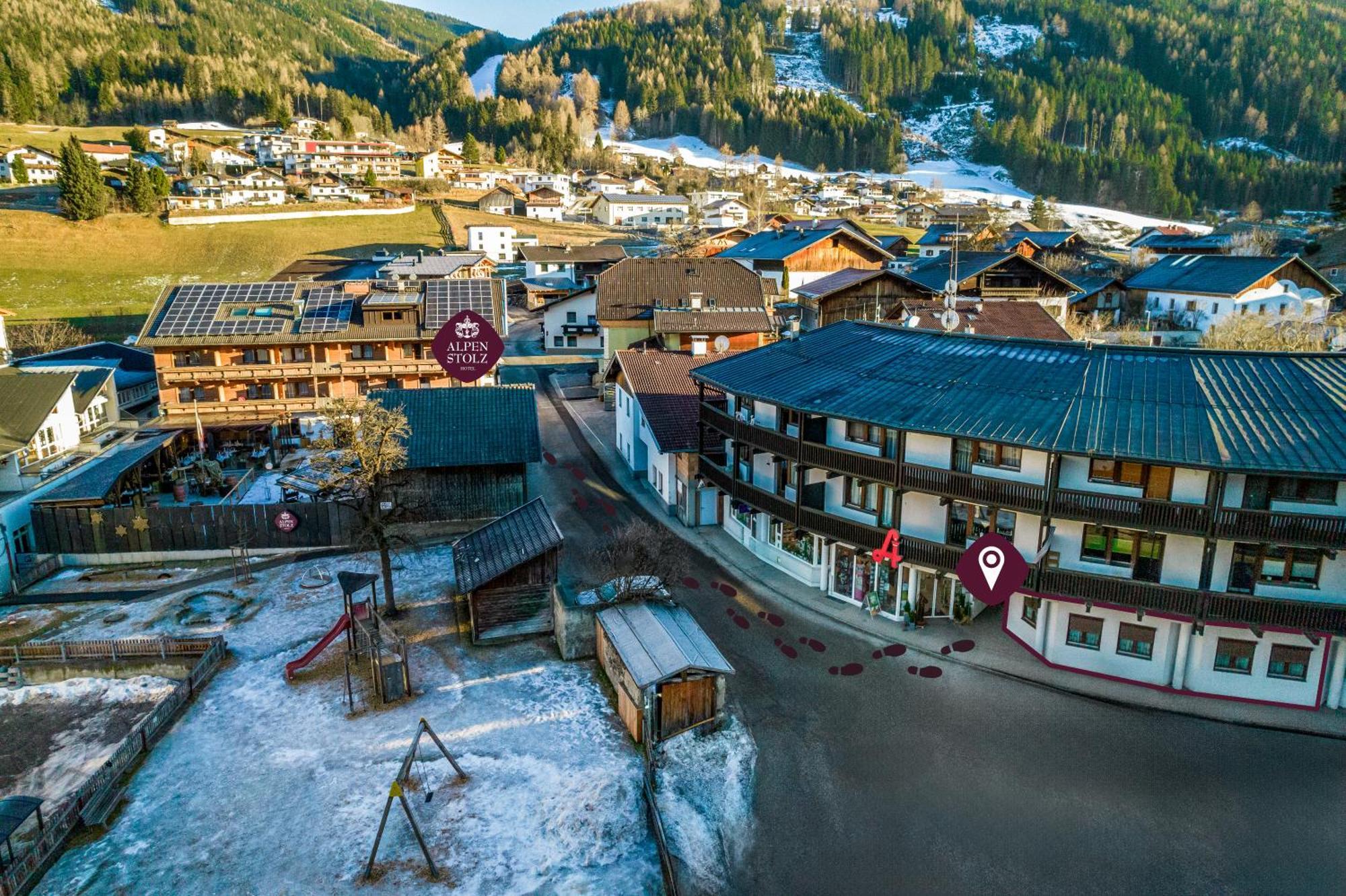 Hotel Alpenstolz Mieders Rum bild
