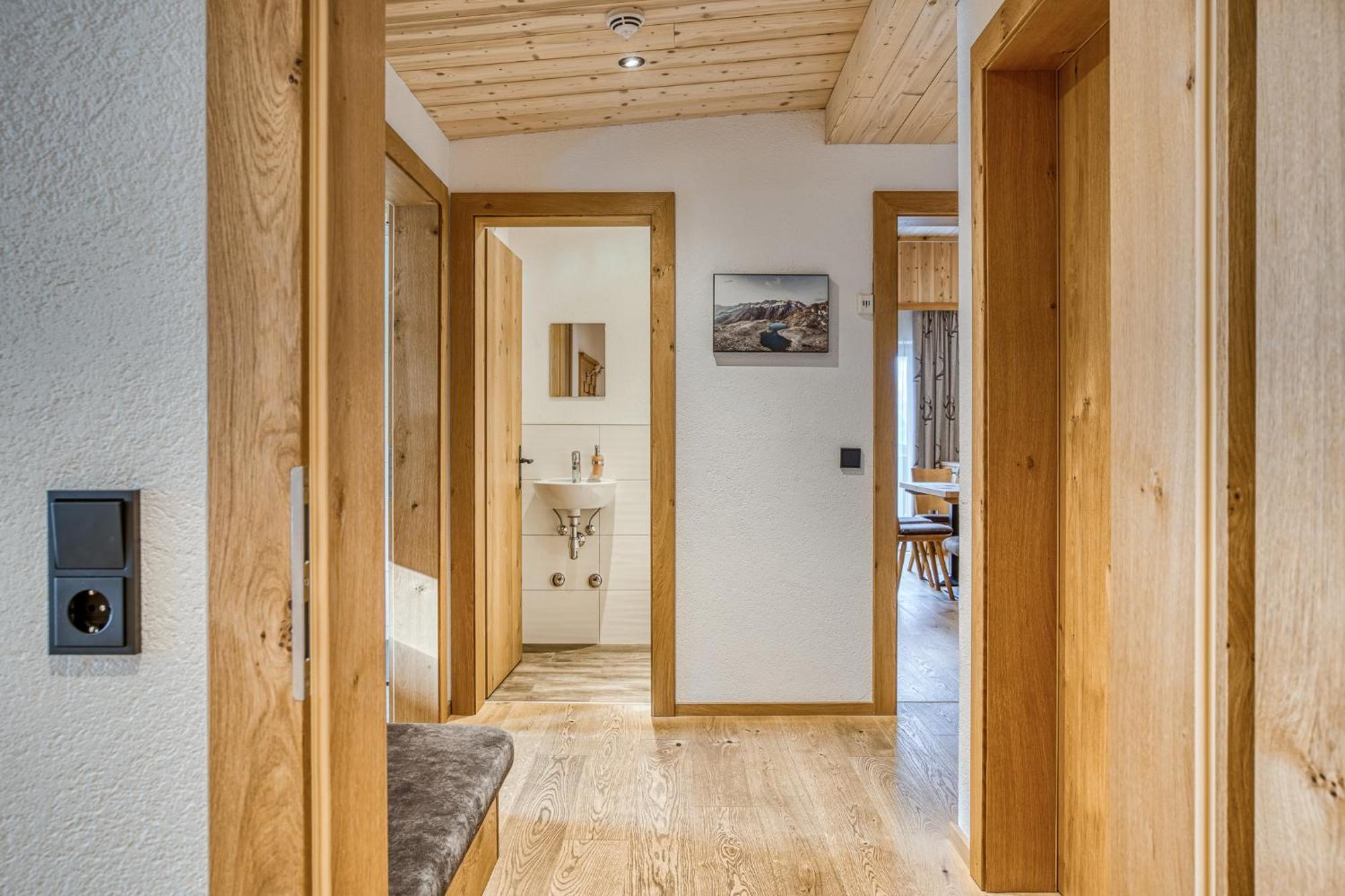 Hotel Alpenstolz Mieders Rum bild