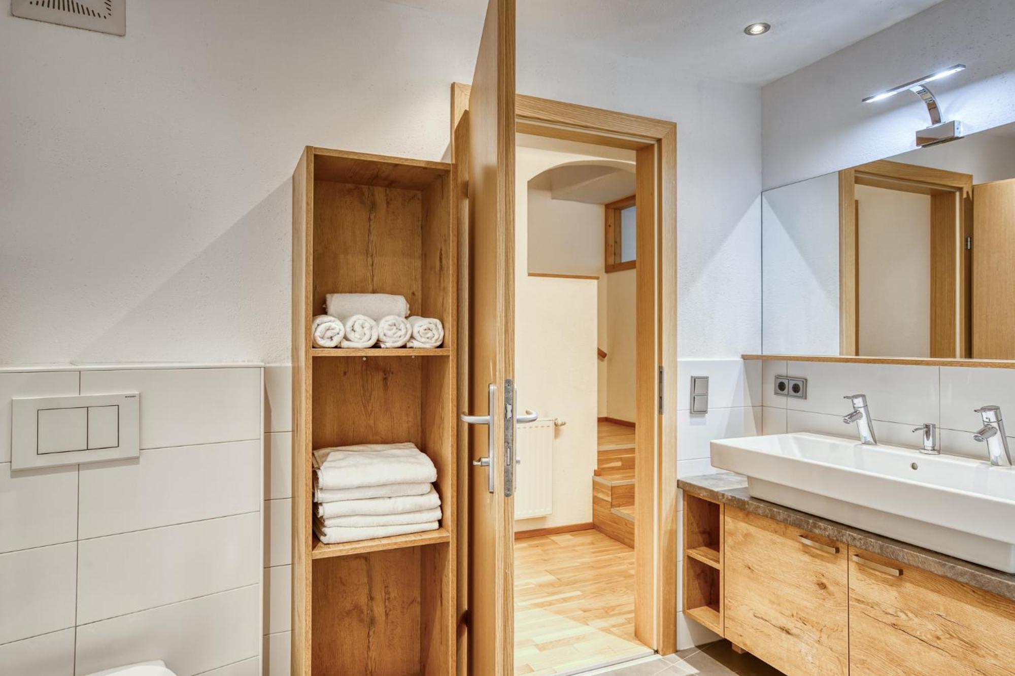 Hotel Alpenstolz Mieders Rum bild