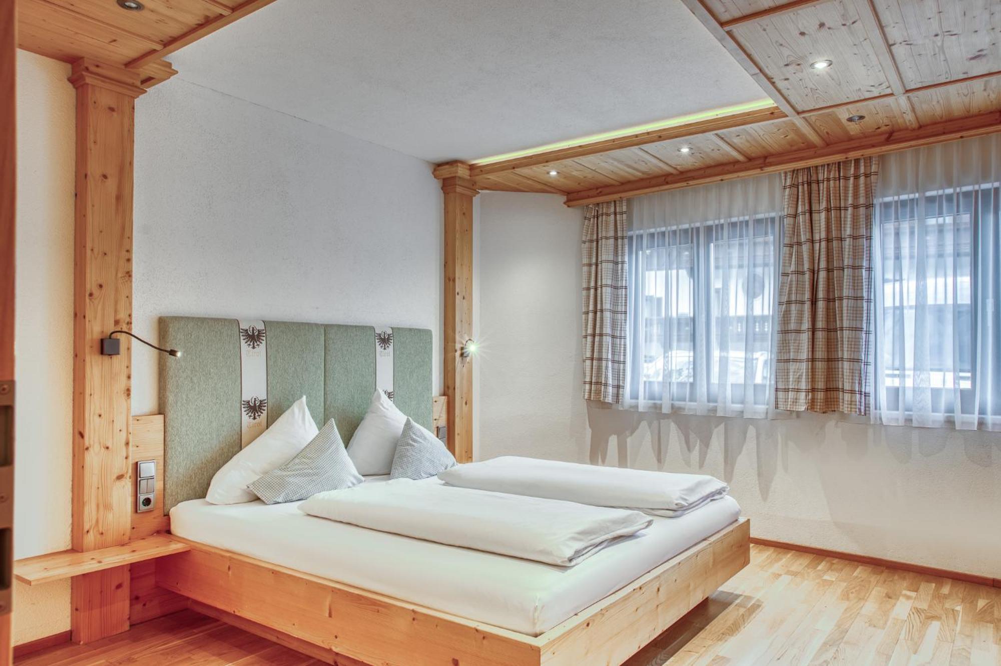 Hotel Alpenstolz Mieders Rum bild